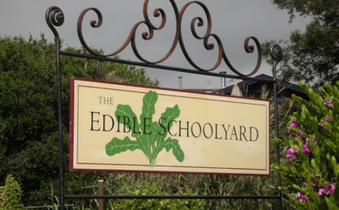 The eddison schoolyard sign.