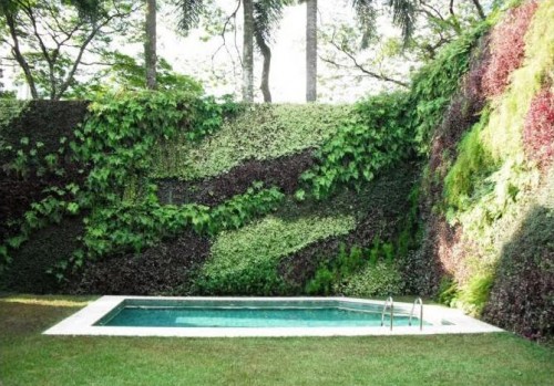 green wall gilberto elkis garden