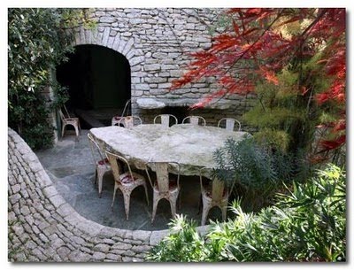 table in xavier nicod jardin
