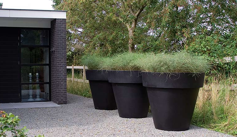 Dutch garden design ideas via www.pithandvigor.com