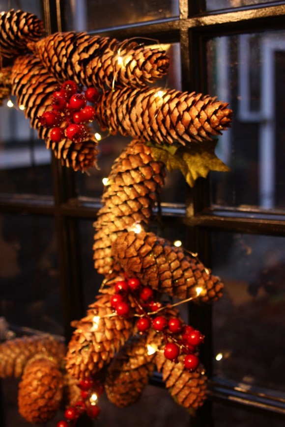 holiday wreath details www.pithandvigor.com