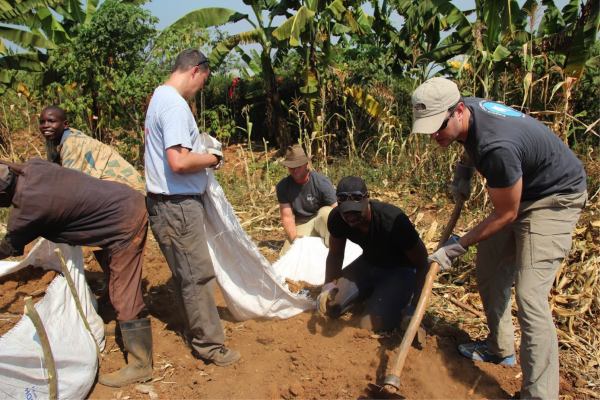 Into Africa: Learning How To Make Keyhole Gardens In Rwanda | PITH ...