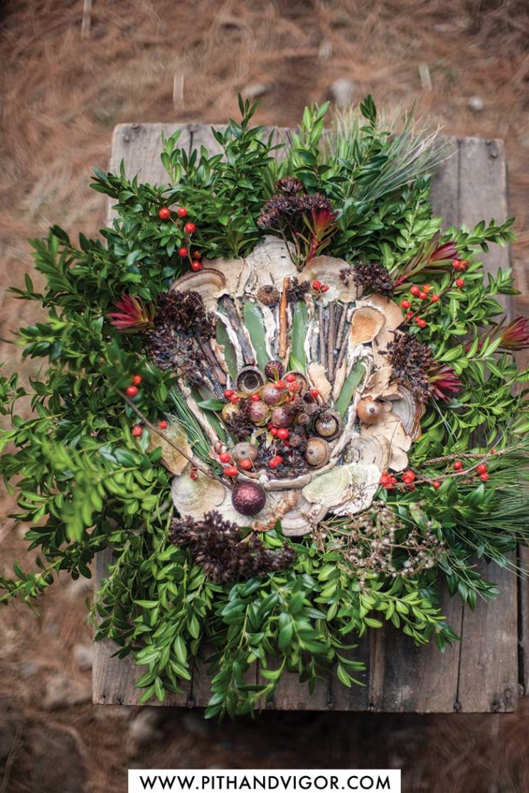 How to make a mandala wreath from your garden