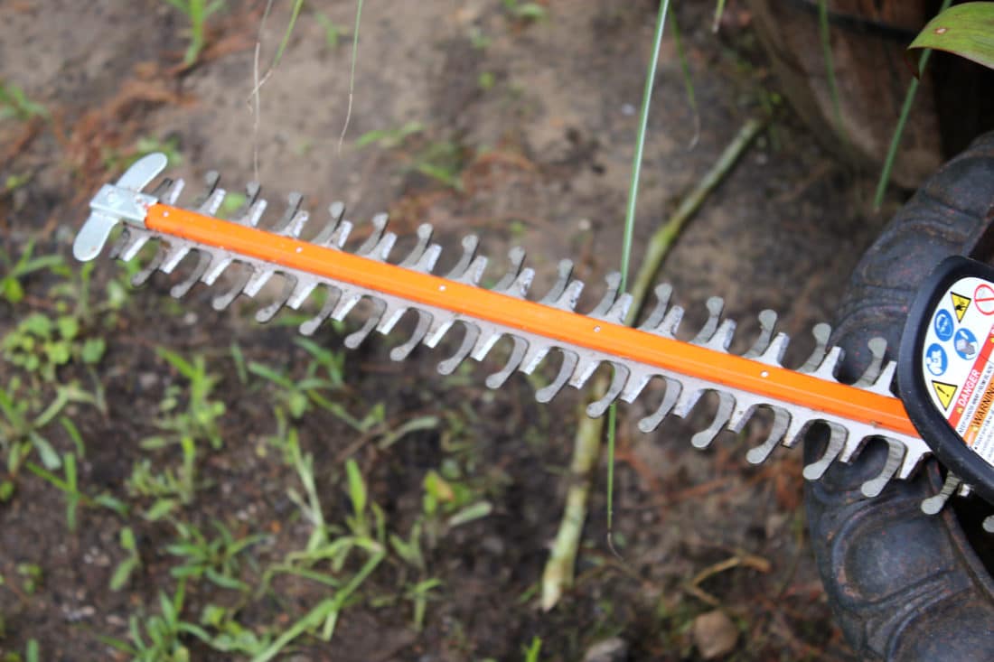 battery powered hedge trimmer blades